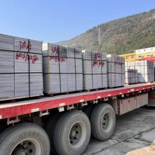 张掖 芝麻灰地铺石出货日常