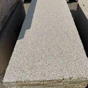 张掖 黄金麻花岗岩荔枝面毛板，半成品