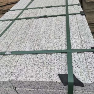 张掖 白麻花岗岩直行盲道石，盲条，地铺石