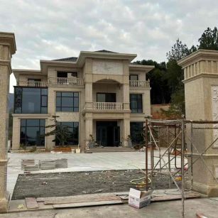 张掖 黄金麻花岗岩别墅雕花外墙干挂配上门口雕花罗马柱