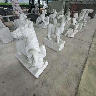 张掖 芝麻白花岗岩造型立体雕刻——十二生肖