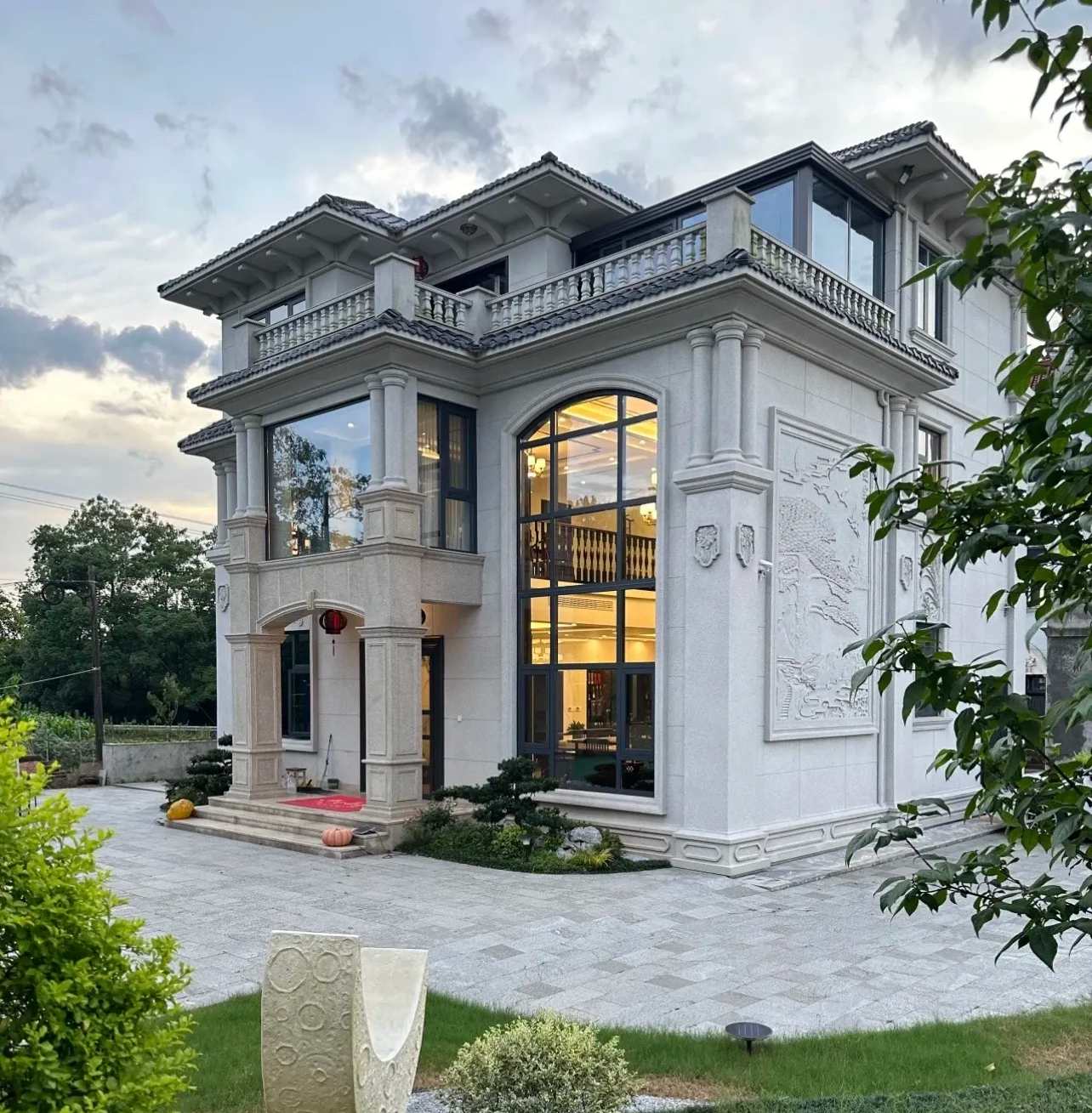 张掖 白麻花岗岩私人别墅干挂石材豪华定制