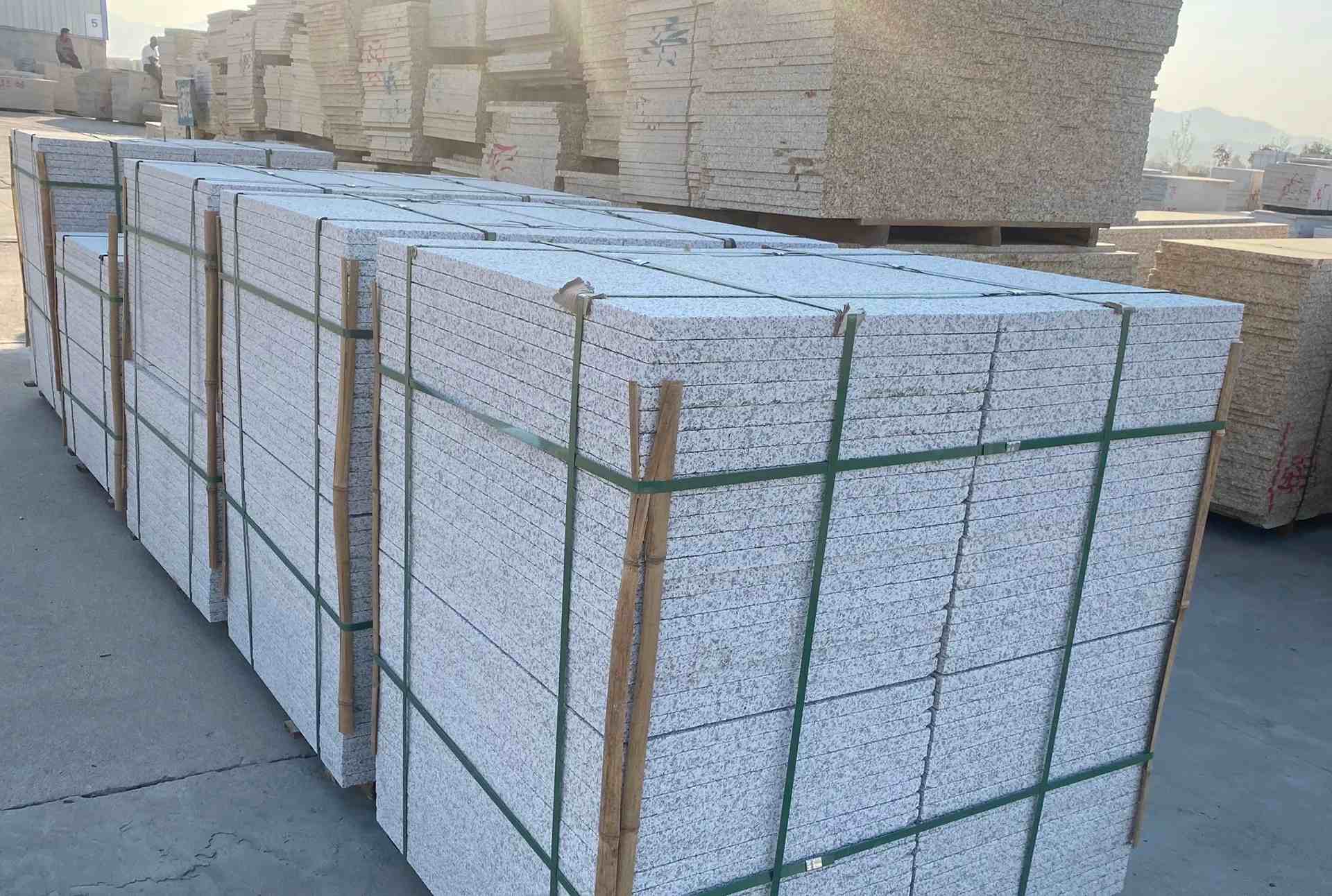 张掖 白麻花岗岩荔枝面地铺石