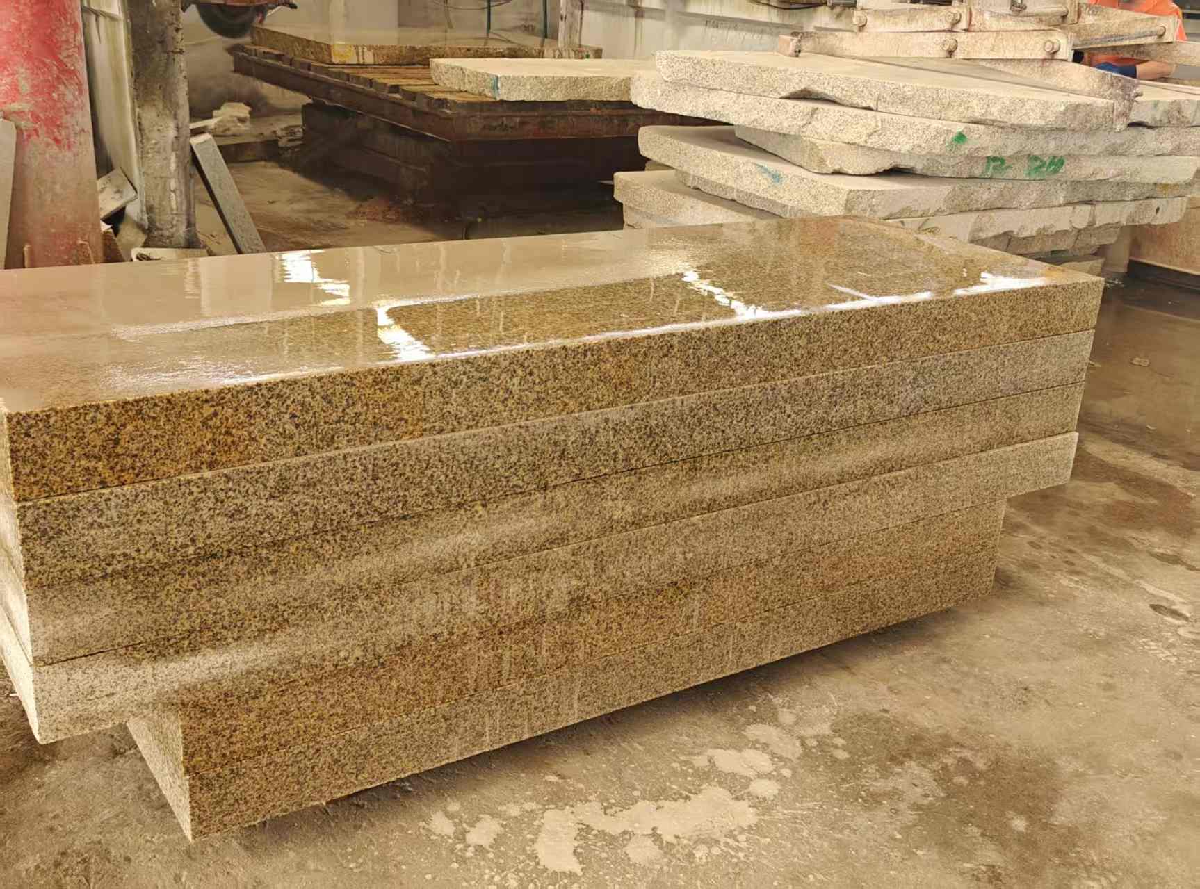 张掖 黄金麻栏杆料半成品加工中