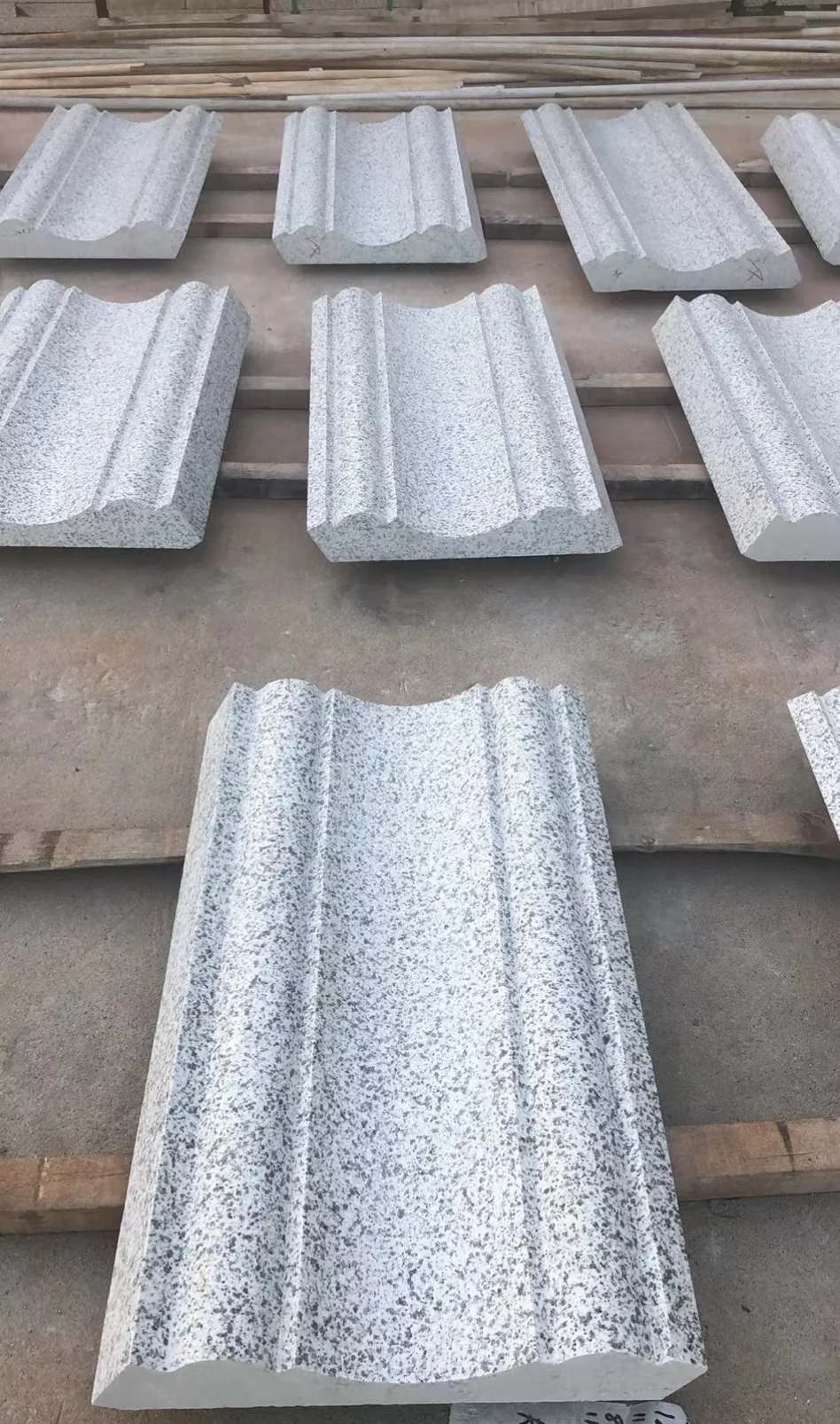 张掖 白麻花岗岩光面别墅线条