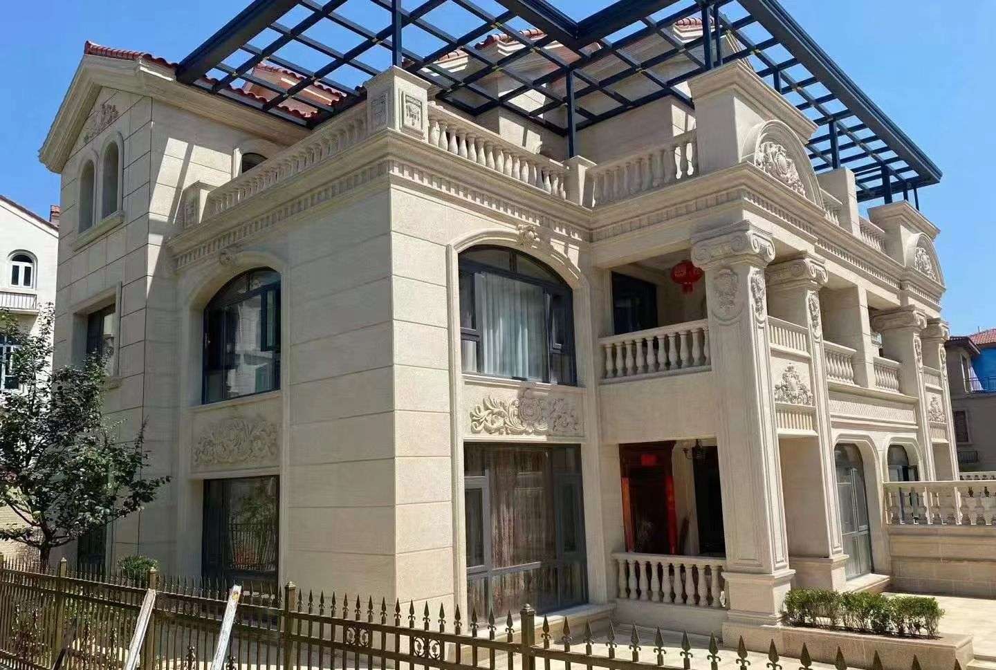 张掖 黄金麻花岗岩荔枝面别墅外墙干挂