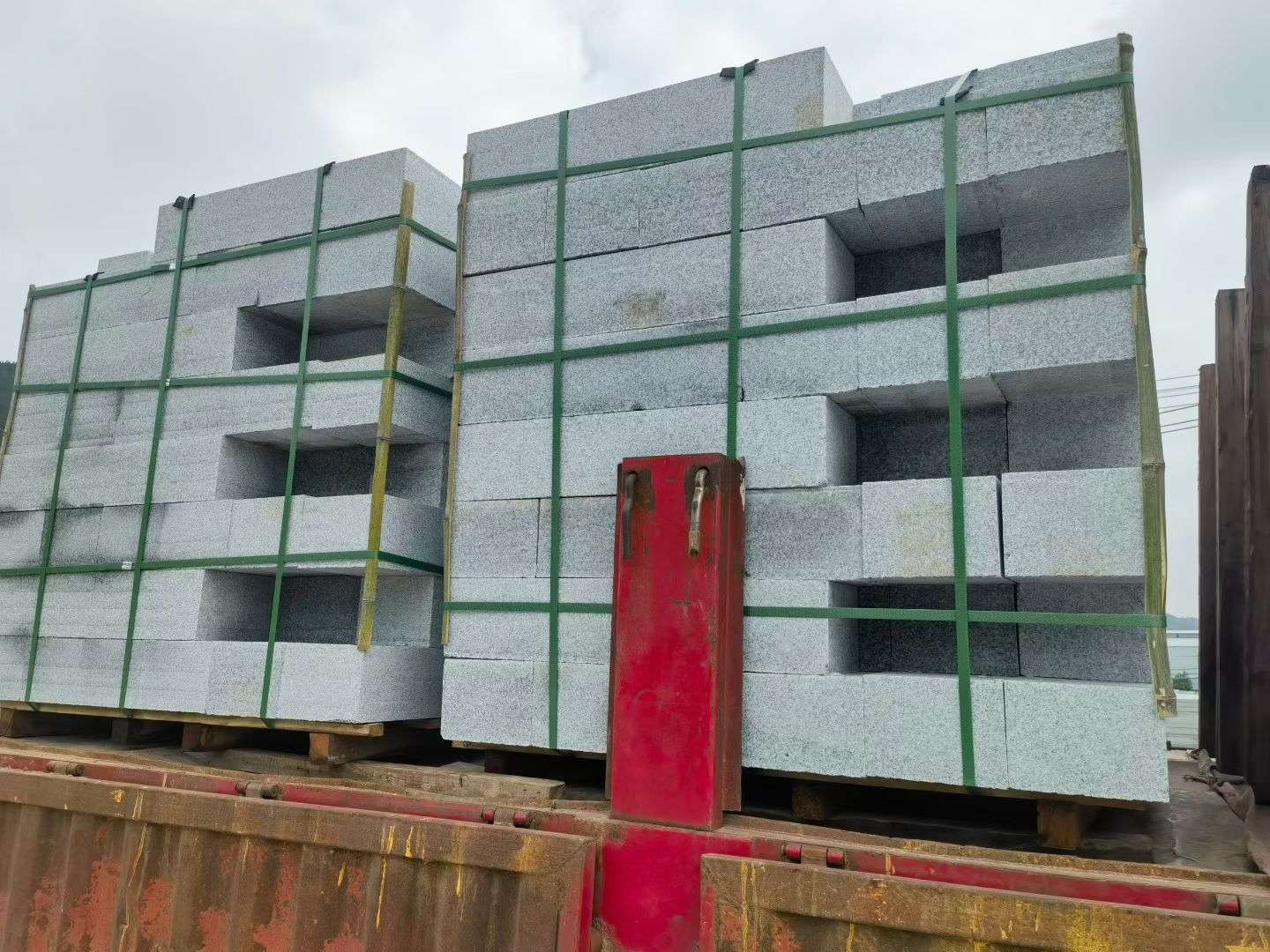 张掖 芝麻白花岗岩路沿石，平石，路侧石，马路牙子，路缘石，立缘石，平缘石等