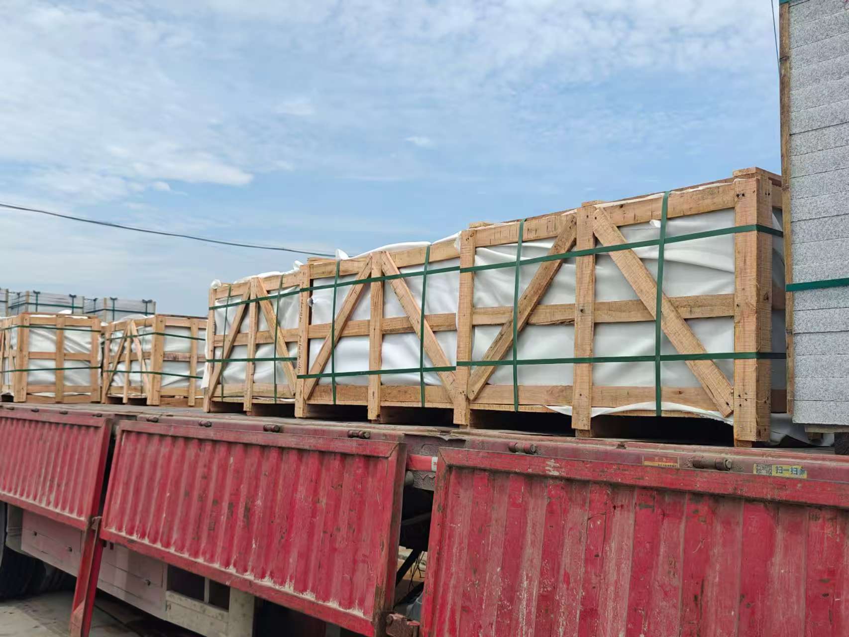 张掖 芝麻白花岗岩地铺石出口专车-泰国游